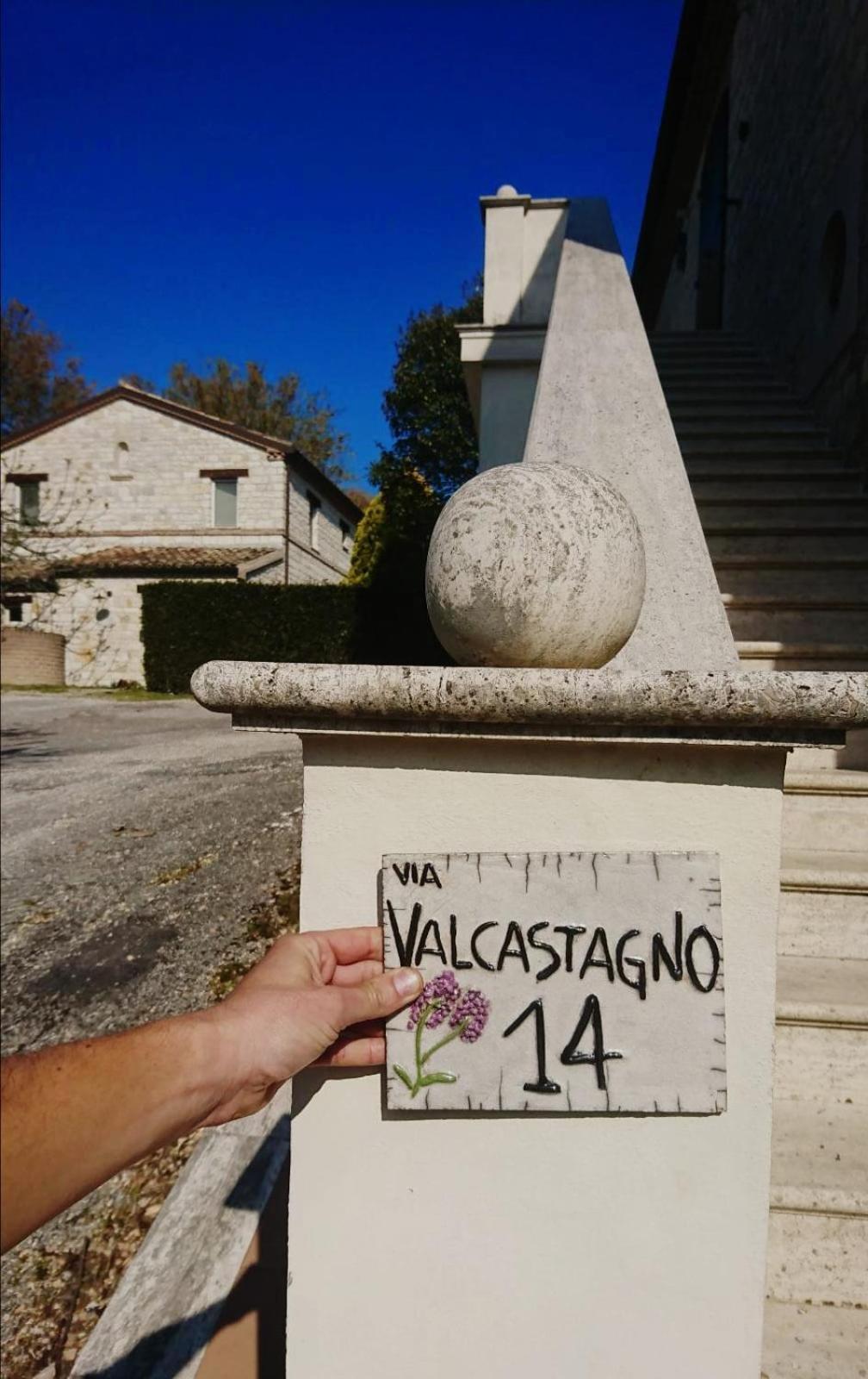 Valcastagno Relais Country house Sirolo